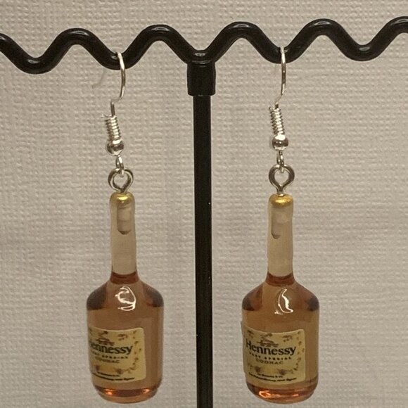 Hennessey Earring, Liquor Earring, Alcohol Earring, Cognac Earring, Gift Idea - Picture 3 of 4